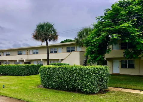 4670 NE 5th Avenue Boca Raton FL 33431