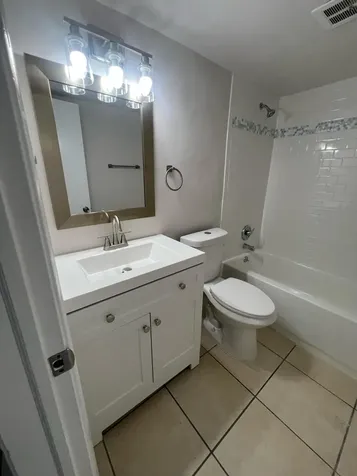 4670 NE 5th Avenue Boca Raton FL 33431