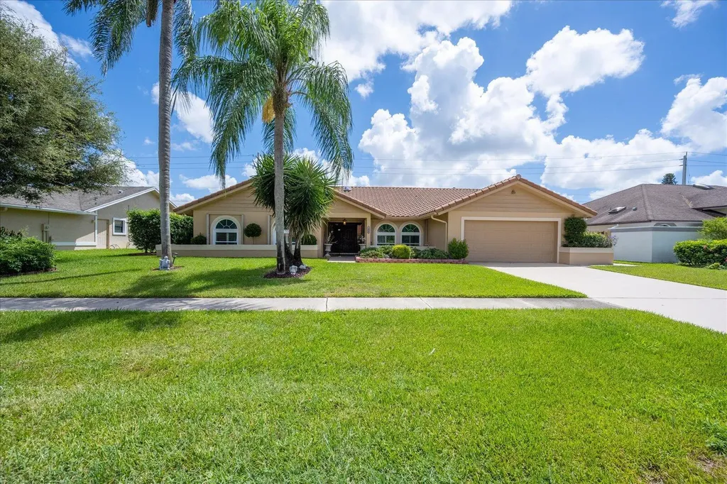 1654 Farmington Circle Wellington FL 33414