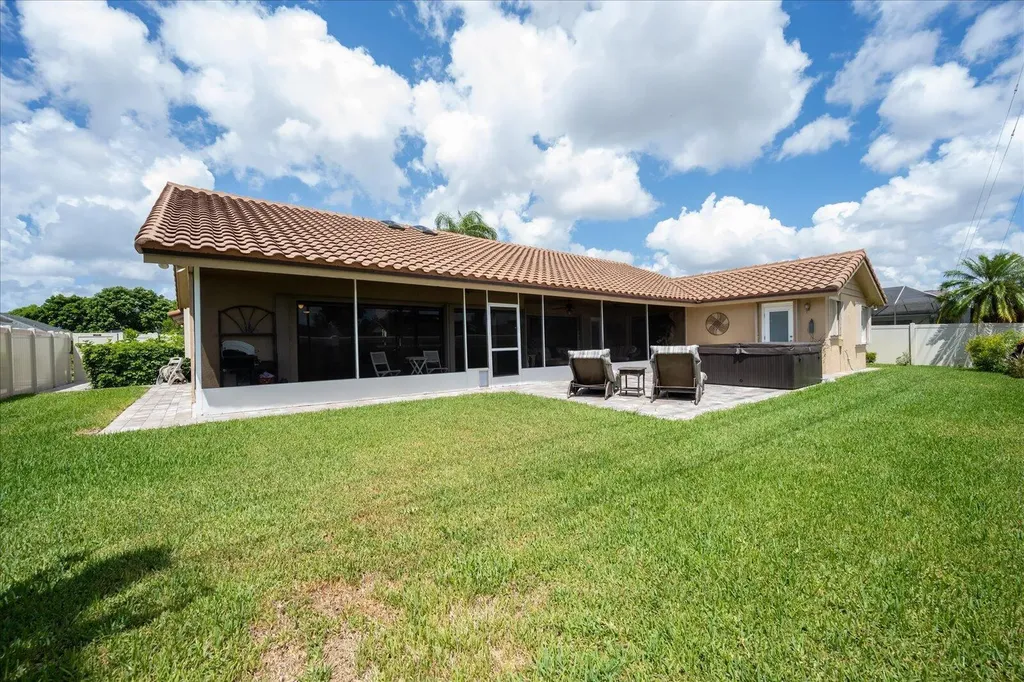 1654 Farmington Circle Wellington FL 33414