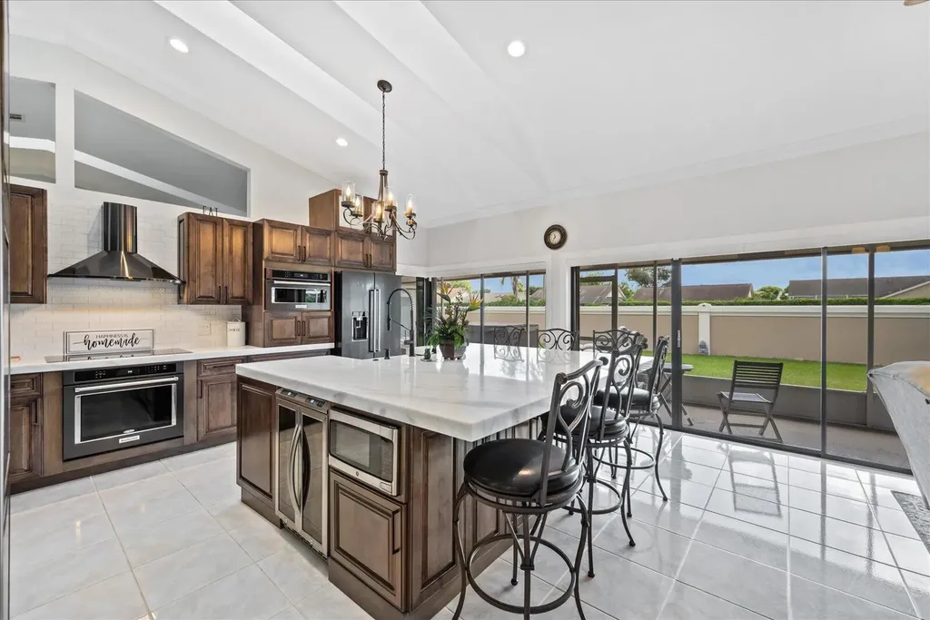1654 Farmington Circle Wellington FL 33414