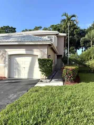 2046 Madeira Drive Weston FL 33327