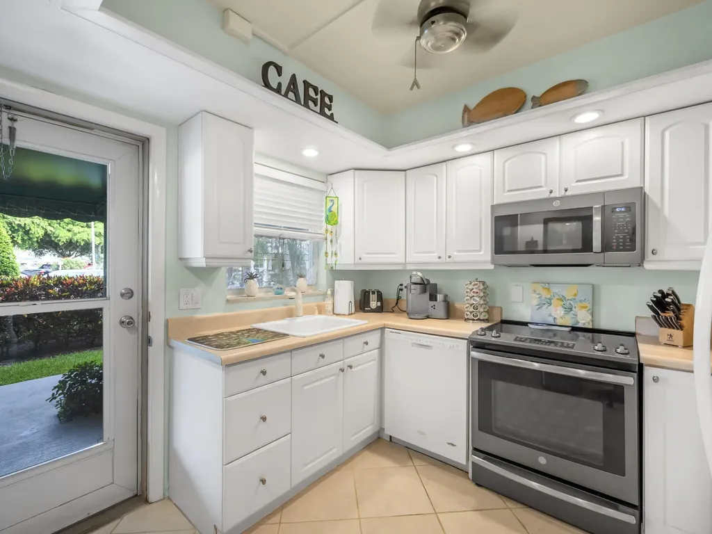 52 Yacht Club Drive North Palm Beach FL 33408