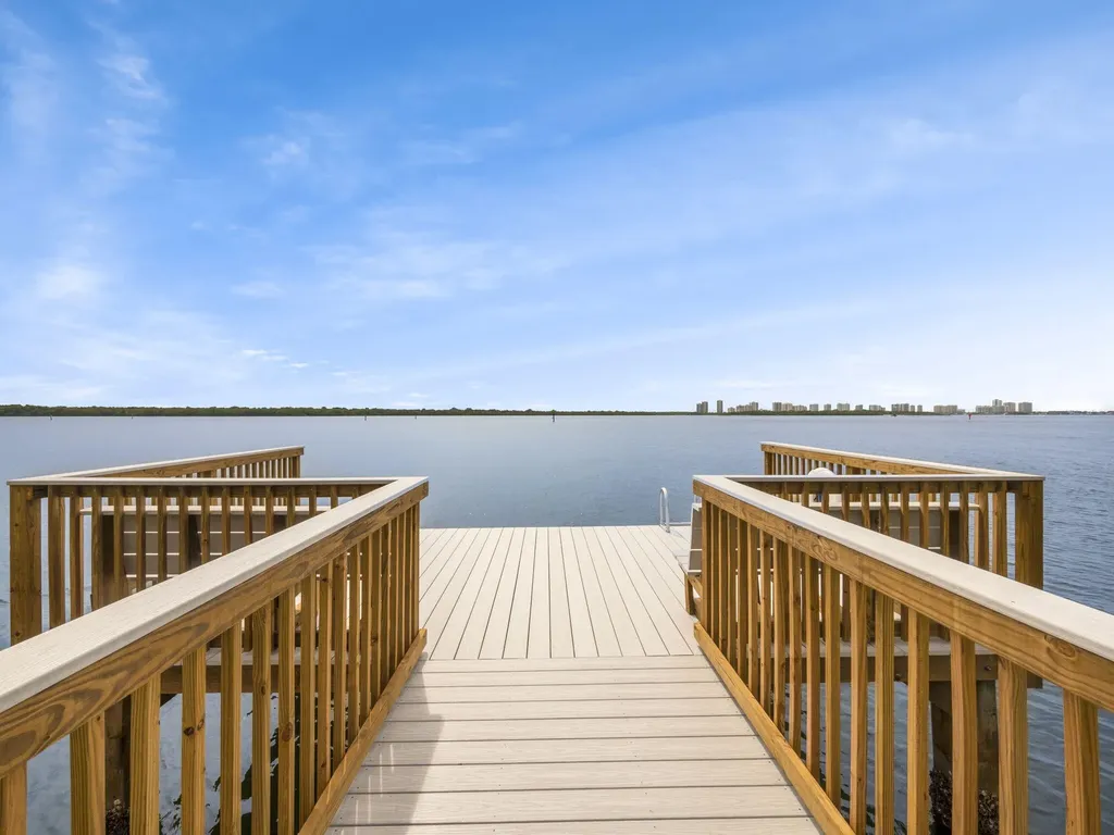 52 Yacht Club Drive North Palm Beach FL 33408