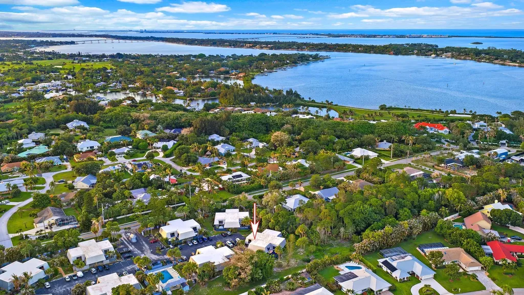 3840 SE Jefferson Street Stuart FL 34997