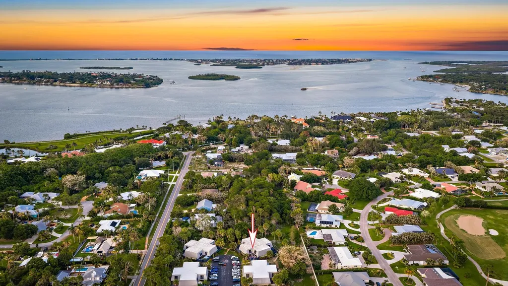 3840 SE Jefferson Street Stuart FL 34997