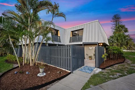 3840 SE Jefferson Street Stuart FL 34997