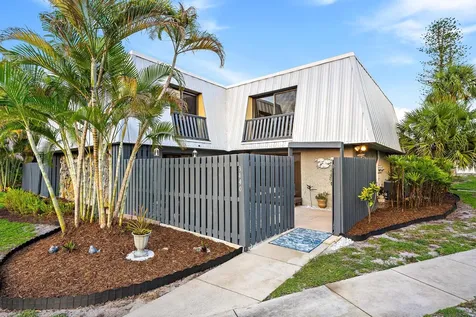 3840 SE Jefferson Street Stuart FL 34997