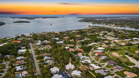 3840 SE Jefferson Street Stuart FL 34997