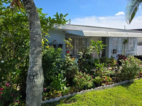 528 49th Street West Palm Beach FL 33407