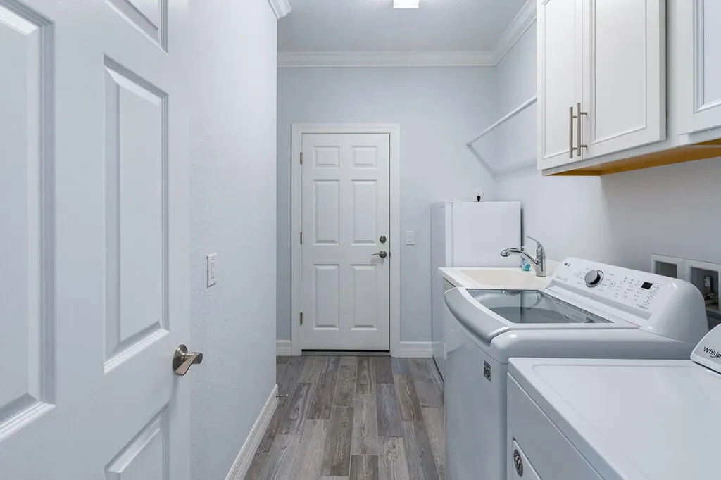 827 SE Villandry Way Port St Lucie FL 34984
