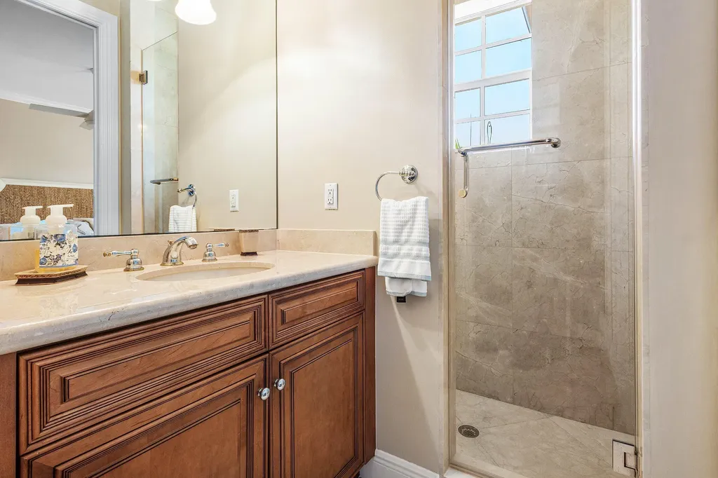 26 Marina Gardens Drive Palm Beach Gardens FL 33410