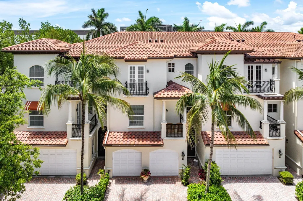 26 Marina Gardens Drive Palm Beach Gardens FL 33410