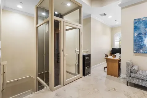 26 Marina Gardens Drive Palm Beach Gardens FL 33410