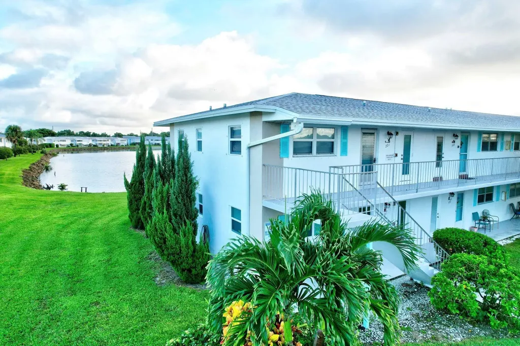 1801 Ocean Drive Boynton Beach FL 33426