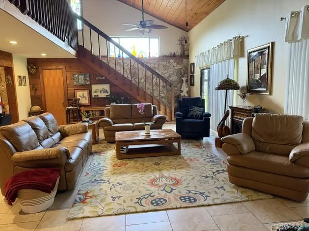 9219 Nickels Boynton Beach FL 33436