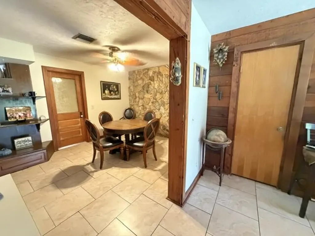 9219 Nickels Boynton Beach FL 33436