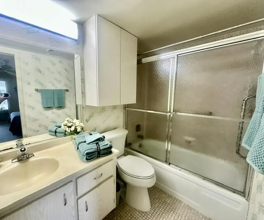 3018 Ainslie B Boca Raton FL 33434