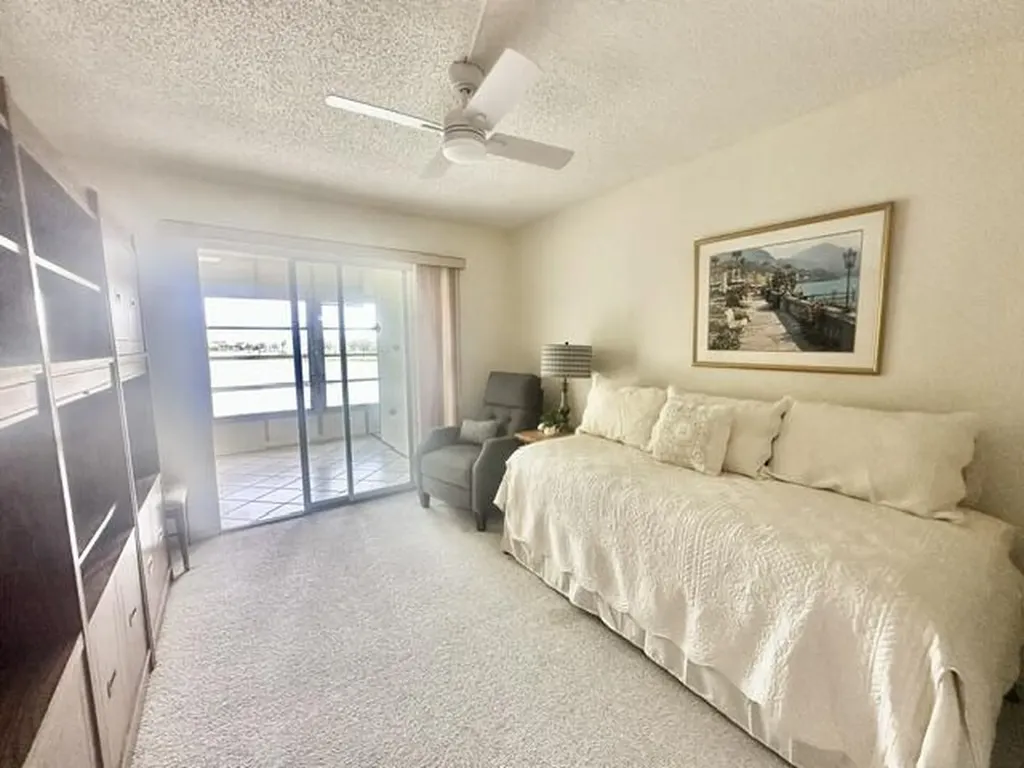 3018 Ainslie B Boca Raton FL 33434