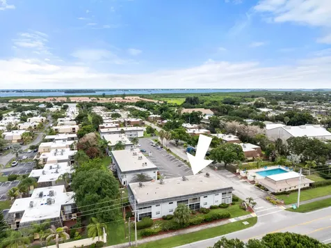 1166 6th Avenue Vero Beach FL 32960