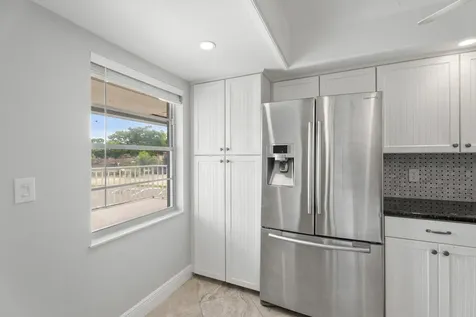 1166 6th Avenue Vero Beach FL 32960