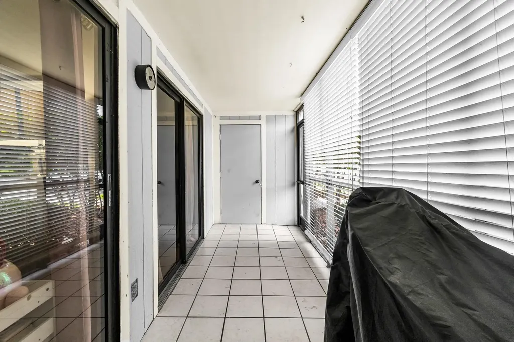 9729 Hammocks Boulevard Miami FL 33196