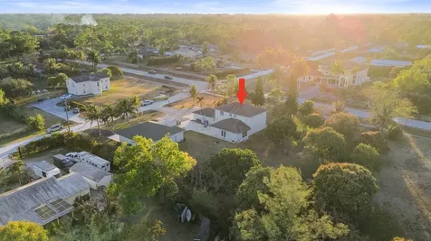 6934 Grapeview Boulevard Loxahatchee FL 33470