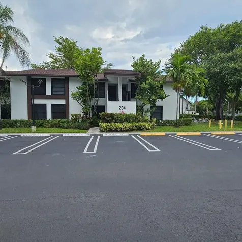 204 Lake Pointe Drive Oakland Park FL 33309