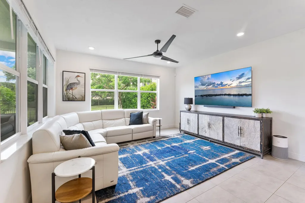 1070 Veleiros Boulevard Deerfield Beach FL 33064