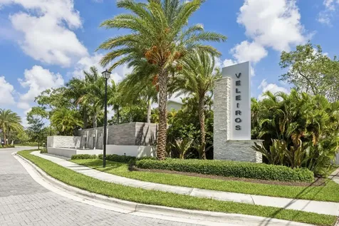 1070 Veleiros Boulevard Deerfield Beach FL 33064