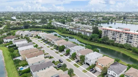 1070 Veleiros Boulevard Deerfield Beach FL 33064