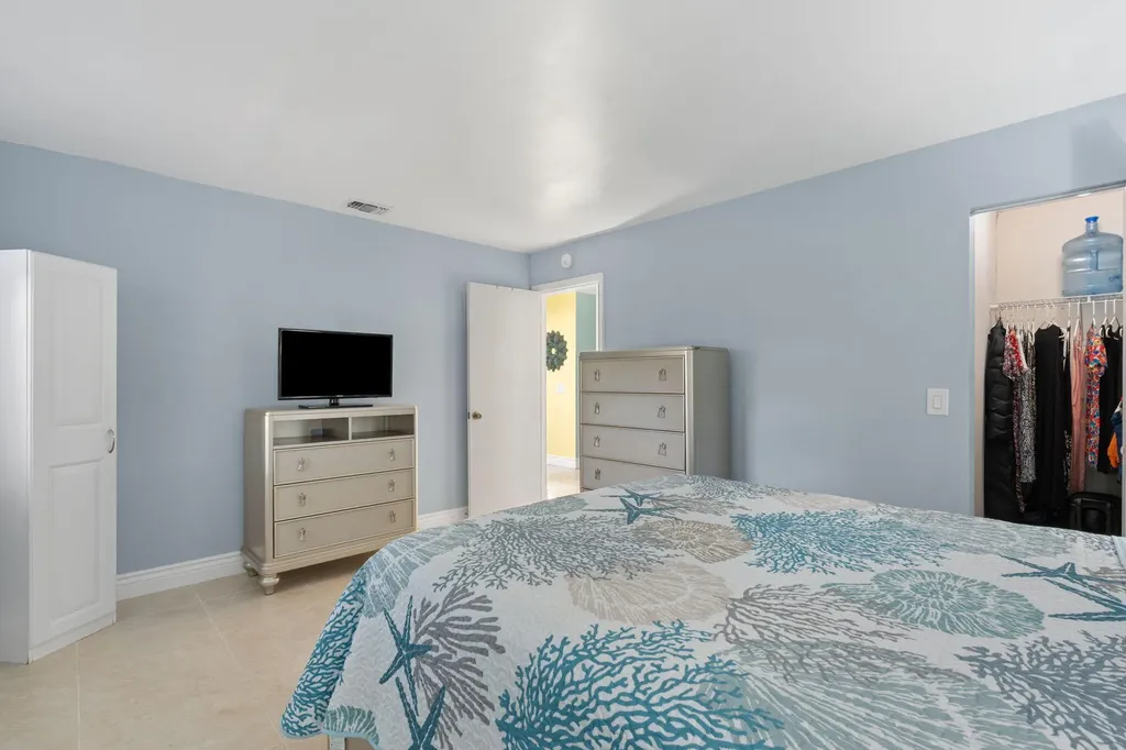 2247 Deer Creek Woodlands Way Deerfield Beach FL 33442