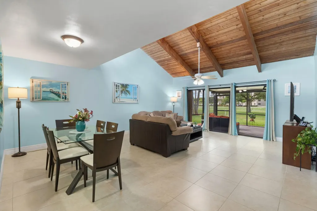2247 Deer Creek Woodlands Way Deerfield Beach FL 33442