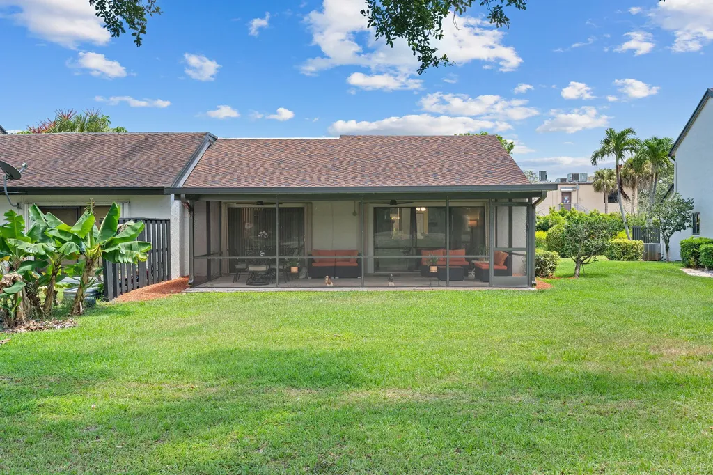 2247 Deer Creek Woodlands Way Deerfield Beach FL 33442