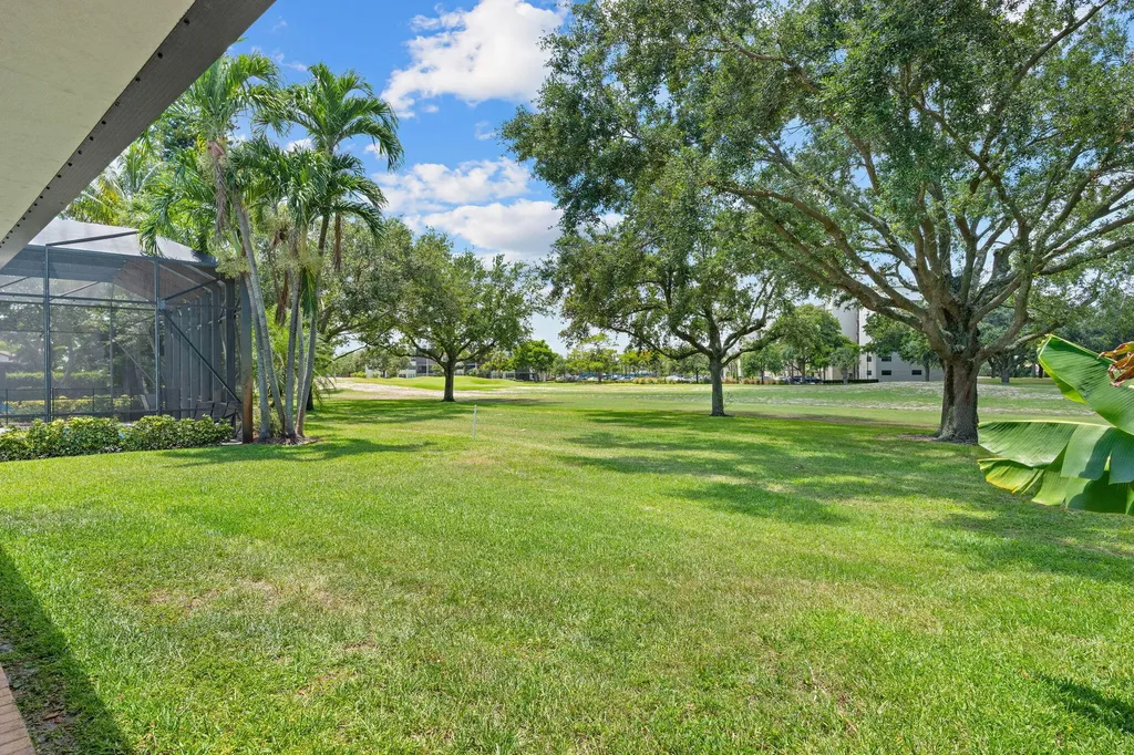 2247 Deer Creek Woodlands Way Deerfield Beach FL 33442