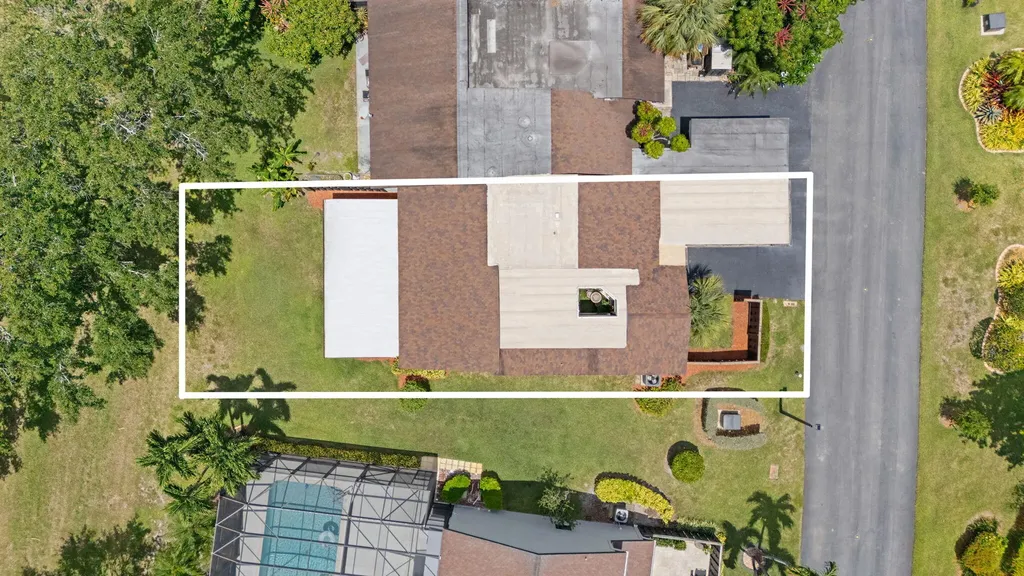 2247 Deer Creek Woodlands Way Deerfield Beach FL 33442