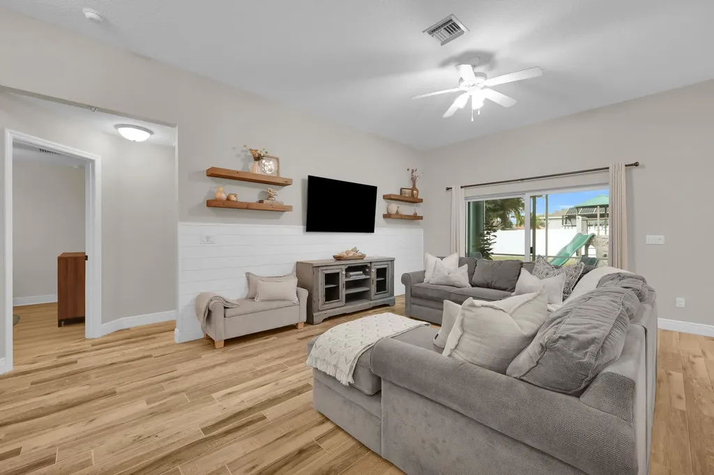 1461 SW Santiago Avenue Port St Lucie FL 34953