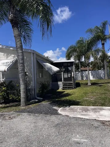 8015 SE Fairchild Way Hobe Sound FL 33455