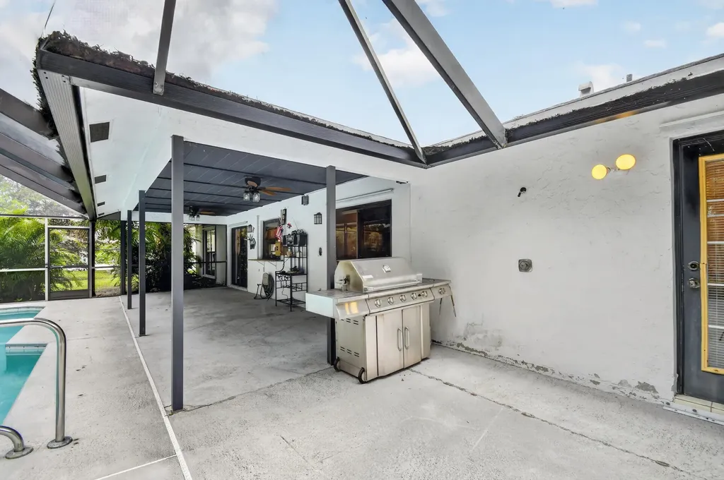 13606 Columbine Avenue Wellington FL 33414