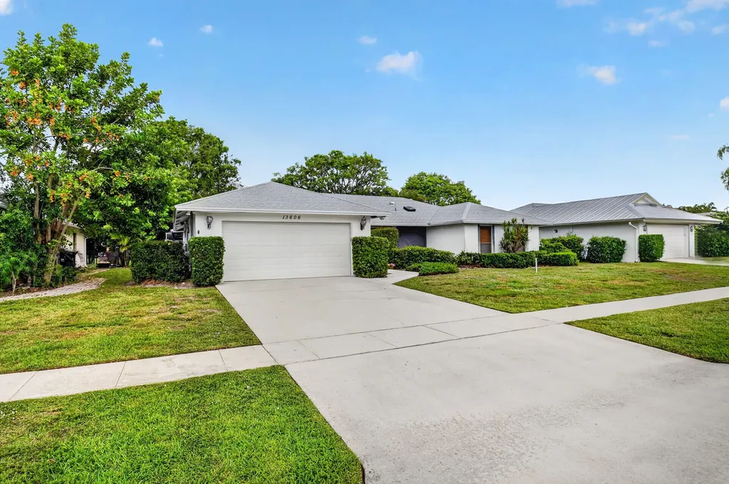 13606 Columbine Avenue Wellington FL 33414