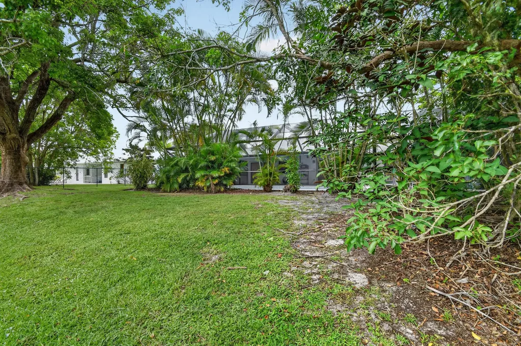 13606 Columbine Avenue Wellington FL 33414