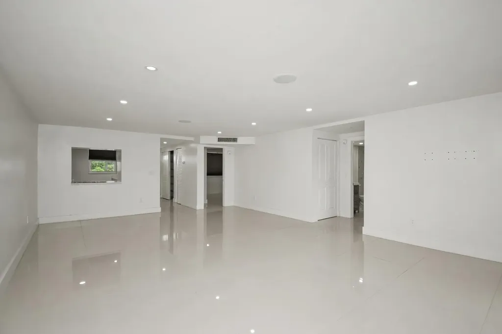 10110 Boca Entrada Boulevard Boca Raton FL 33428