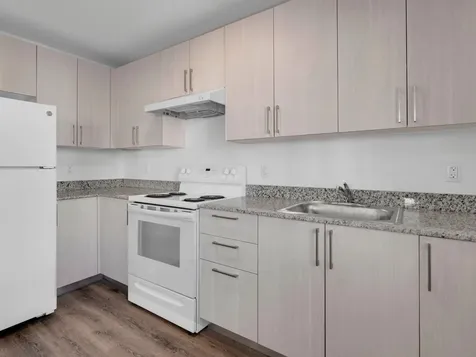 2130 NW 37th Street Miami FL 33142