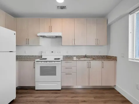 2130 NW 37th Street Miami FL 33142
