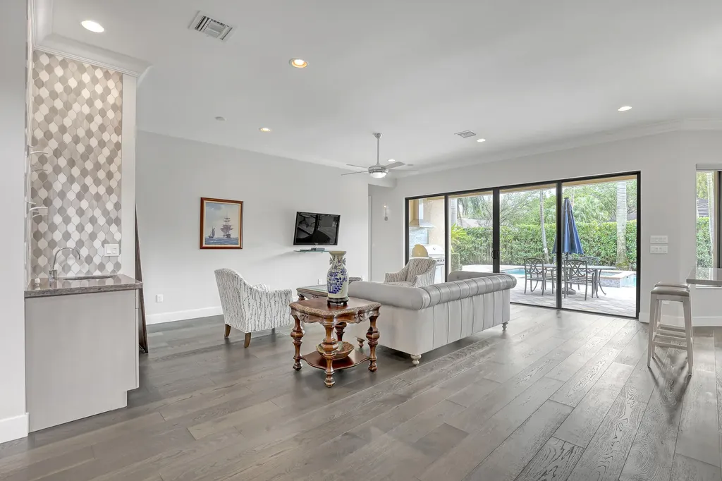10 Kintyre Road Palm Beach Gardens FL 33418