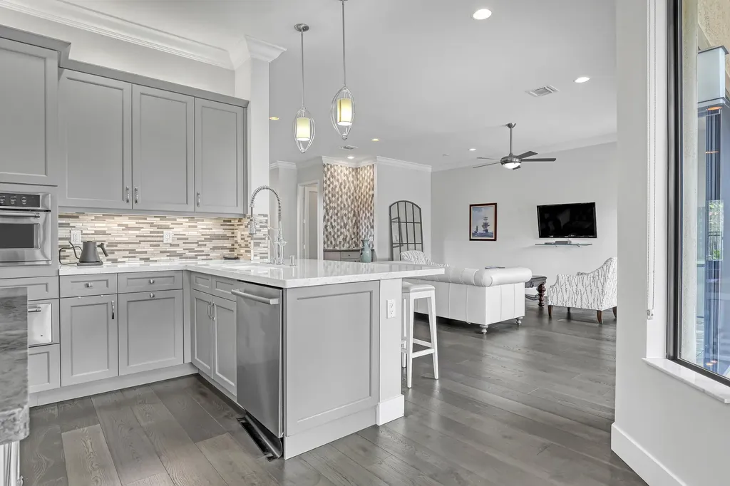 10 Kintyre Road Palm Beach Gardens FL 33418