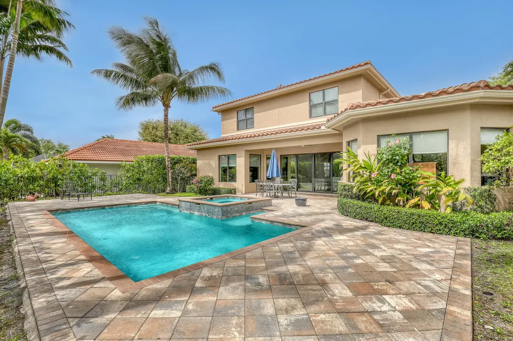 10 Kintyre Road Palm Beach Gardens FL 33418