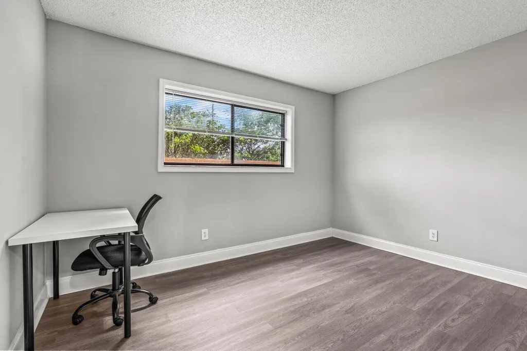 6900 SW 39th Street Davie FL 33314