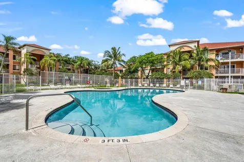 6900 SW 39th Street Davie FL 33314