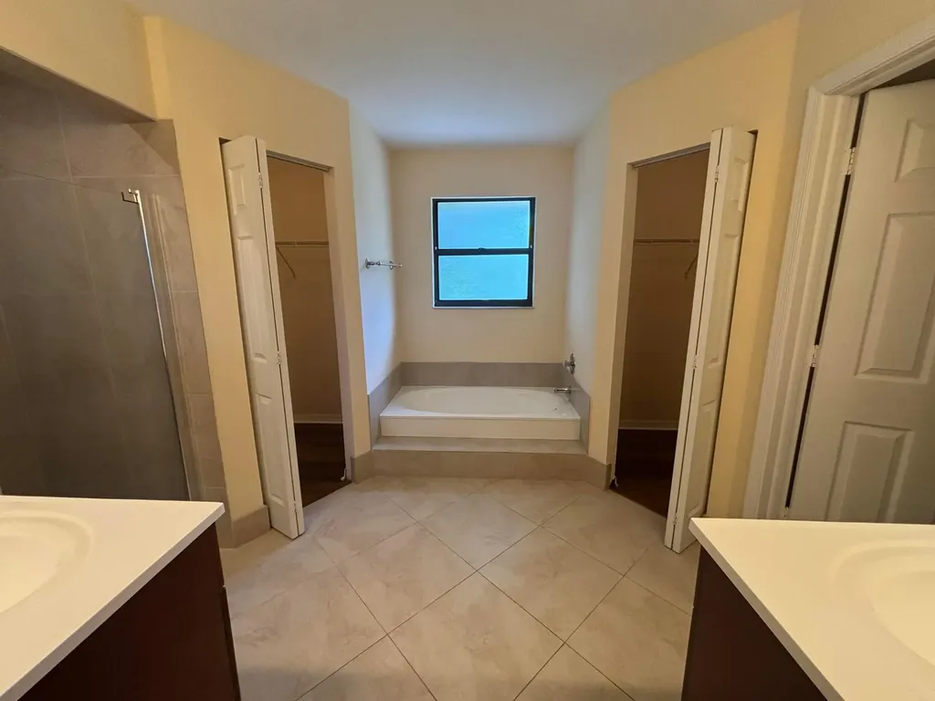1563 40th Street West Palm Beach FL 33407